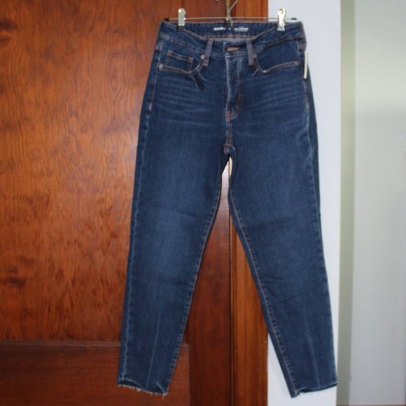 NWT Old Navy High-Rise O.G. Straight Jeans, Secret-Slim Pocket - Picture 1 of 7
